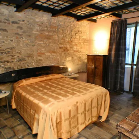 Le Della Saracca Hotel Monforte dʼAlba