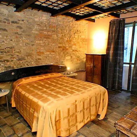 Le Della Saracca Hotel 4*