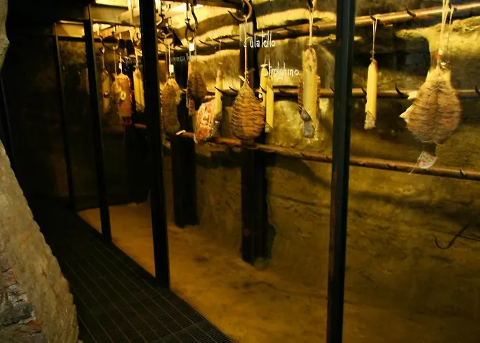 Hotel Le Della Saracca Monforte dʼAlba