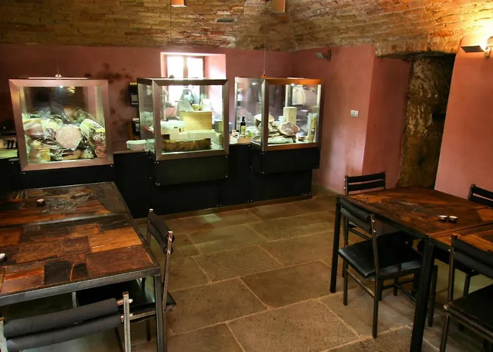 Hotel Le Della Saracca 4*