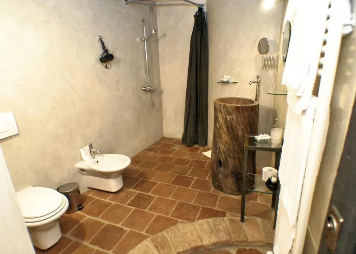 Le Della Saracca Hotel Monforte dʼAlba