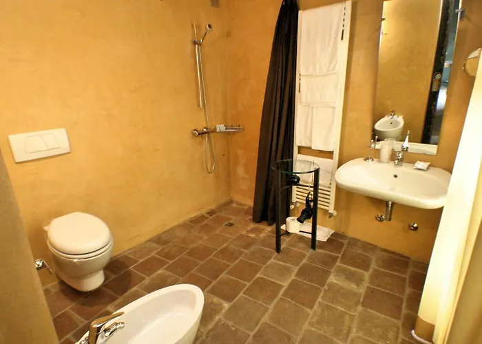 Hotel Le Della Saracca 4*