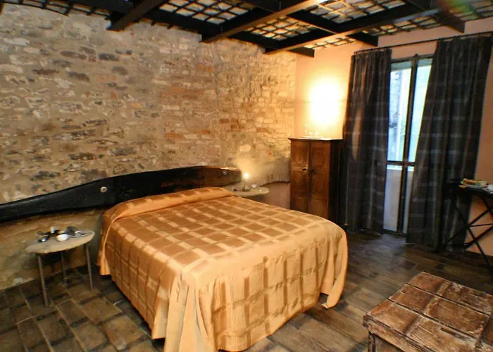 Le Della Saracca Hotel Monforte dʼAlba